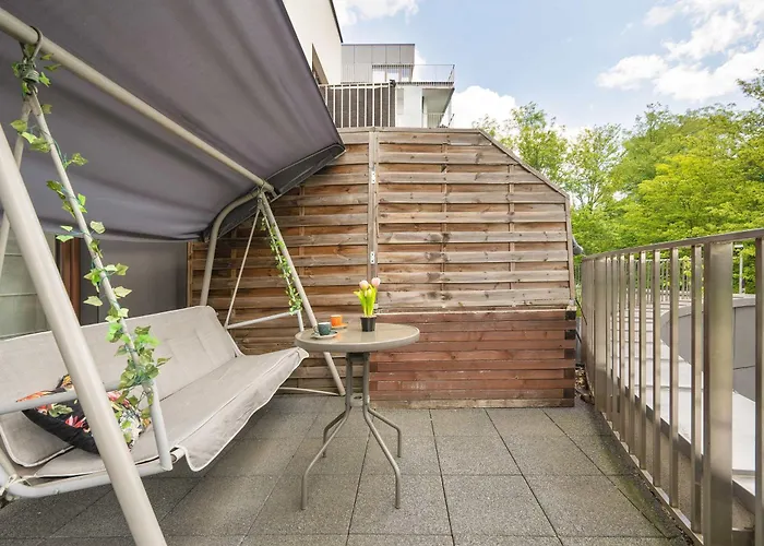 Appartement Elegant Slezna In With Parking By Renters *